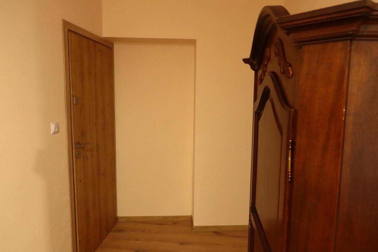 Karczma Pod Jesionem Hotel Brdow Luaran gambar