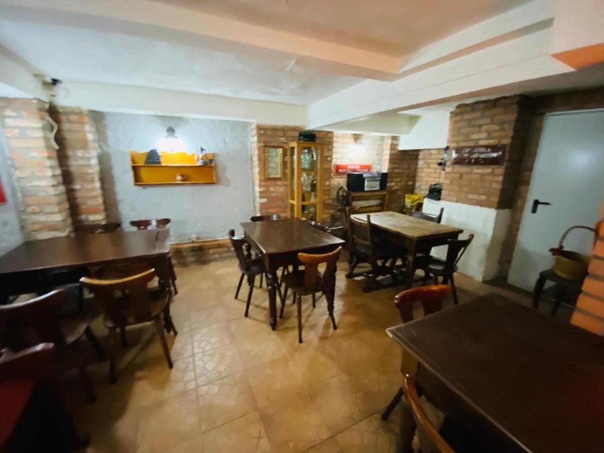 Karczma Pod Jesionem Hotel Brdow Luaran gambar