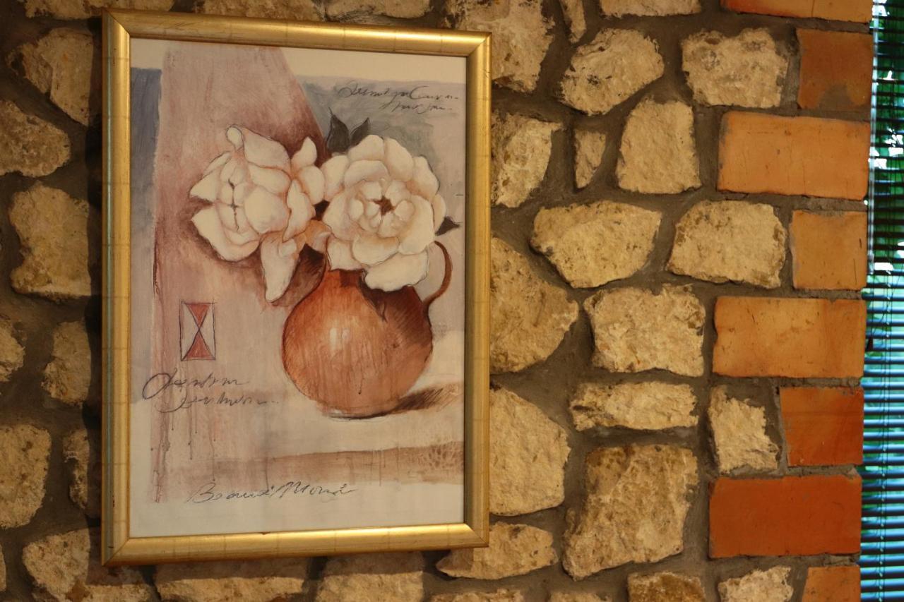 Karczma Pod Jesionem Hotel Brdow Luaran gambar