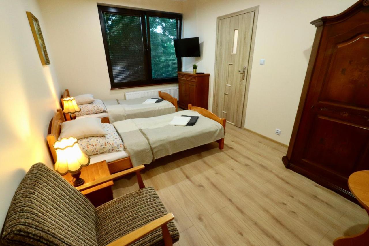 Karczma Pod Jesionem Hotel Brdow Luaran gambar