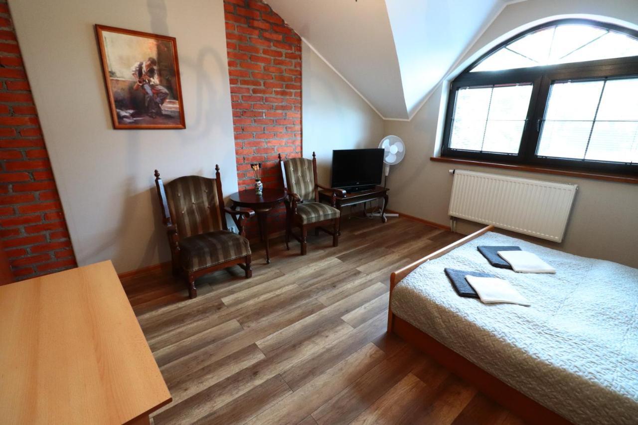 Karczma Pod Jesionem Hotel Brdow Luaran gambar