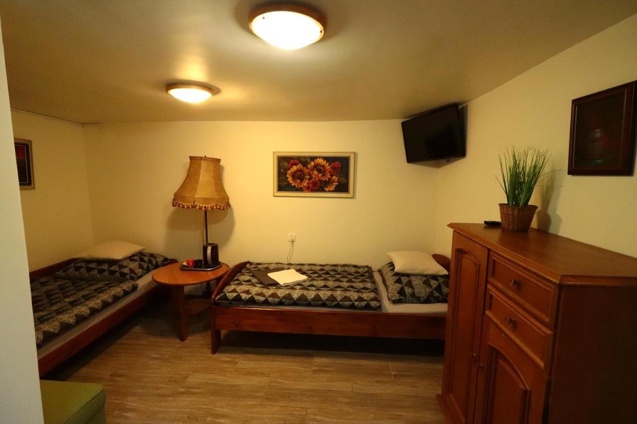 Karczma Pod Jesionem Hotel Brdow Luaran gambar